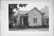 929 CARNEY AVE, a Gabled Ell house, built in Marinette, Wisconsin in .