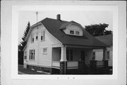 1127 CARNEY BLVD, a Bungalow house, built in Marinette, Wisconsin in 1925.