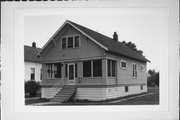 407 CARNEY BLVD, a Craftsman house, built in Marinette, Wisconsin in .