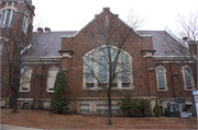 1005 OXFORD AVE, a Late Gothic Revival house of worship, built in Eau Claire, Wisconsin in 1919.