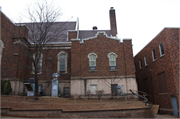 1005 OXFORD AVE, a Late Gothic Revival house of worship, built in Eau Claire, Wisconsin in 1919.
