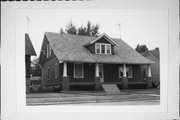 1145 GARFIELD AVE, a Bungalow house, built in Marinette, Wisconsin in .