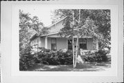2814 GILBERT ST, a Bungalow house, built in Marinette, Wisconsin in .