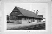 2135 HALL AVE, a Side Gabled depot, built in Marinette, Wisconsin in .