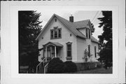 618 HOSMER ST, a Queen Anne house, built in Marinette, Wisconsin in 1893.