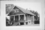 635 MAIN ST, a Bungalow house, built in Marinette, Wisconsin in .