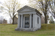 1407 La Crosse St. 1407 La Crosse St., a Neoclassical/Beaux Arts cemetery building/monument, built in La Crosse, Wisconsin in 1887.
