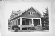 1044 MARINETTE AVE, a Bungalow house, built in Marinette, Wisconsin in .