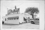 1710 MARINETTE AVE, a Commercial Vernacular restaurant/supper club, built in Marinette, Wisconsin in 1945.