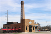 6200 W MEQUON RD, a Commercial Vernacular industrial bldg/manufacturing facility, built in Mequon, Wisconsin in .