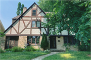 2126 CHADBOURNE AVE, a English Revival Styles house, built in Madison, Wisconsin in 1932.