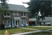 423 WINDSOR DR 423 WINDSOR DR, a Colonial Revival/Georgian Revival house, built in Waukesha, Wisconsin in 1928.