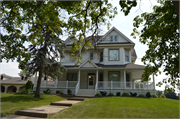 148 E MAIN ST, a Queen Anne rectory/parsonage, built in Lake Geneva, Wisconsin in 1905.