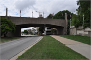 E. Mason St. over Lincoln Memorial Dr., a NA (unknown or not a building) concrete bridge, built in Milwaukee, Wisconsin in 1982.