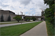 E. Mason St. over Lincoln Memorial Dr., a NA (unknown or not a building) concrete bridge, built in Milwaukee, Wisconsin in 1982.