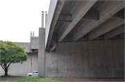 E. Mason St. over Lincoln Memorial Dr., a NA (unknown or not a building) bridge, built in Milwaukee, Wisconsin in 1982.