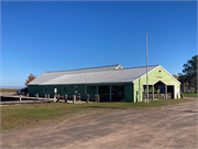 22690 Siskiwit Bay Parkway, a Astylistic Utilitarian Building fishing shed, built in Bell, Wisconsin in 1939.