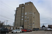 338 S Water St, a NA (unknown or not a building) grain elevator, built in Milwaukee, Wisconsin in 1937.