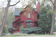 923 E MAIN ST 923 E MAIN ST, a Queen Anne house, built in Reedsburg, Wisconsin in 1895.