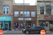 225 E COLLEGE AVE 225 E COLLEGE AVE, a Commercial Vernacular small retail building, built in Appleton, Wisconsin in 1928.