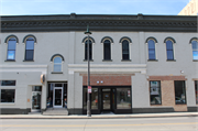 107 S APPLETON ST, a Commercial Vernacular small retail building, built in Appleton, Wisconsin in .