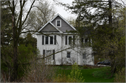 N30631 USH 53, a Queen Anne house, built in Preston, Wisconsin in 1900.