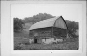 COUNTY P, EAST SIDE, 1.5 MILES NORTHEAST OF HIGHWAY 33, a Astylistic Utilitarian Building barn, built in Sheldon, Wisconsin in .