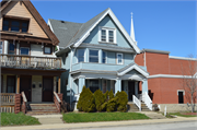 2737-2739 N 27TH ST, a Front Gabled duplex/two-flat, built in Milwaukee, Wisconsin in 1913.