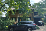 441 N PATERSON ST 441 N PATERSON ST, a Prairie School house, built in Madison, Wisconsin in 1916.