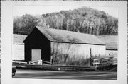 22993 COUNTY HIGHWAY Y, a Astylistic Utilitarian Building tobacco barn, built in Leon, Wisconsin in 1900.