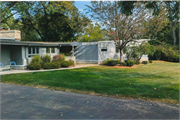 11400 N Mulberry Dr, a Contemporary house, built in Mequon, Wisconsin in 1953.