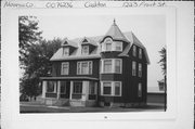 1223 FRONT ST, a Queen Anne house, built in Cashton, Wisconsin in 1898.