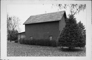 811 KENT ST (REAR), a Astylistic Utilitarian Building barn, built in Sparta, Wisconsin in .