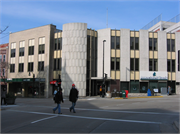 202 STATE ST 202 STATE ST, a Late-Modern bank/financial institution, built in Madison, Wisconsin in 1962.