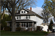 W3978 COUNTY HIGHWAY U, a American Foursquare house, built in Cold Spring, Wisconsin in 1910.