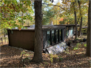 Alan and Janet Mackenzie House, a Building.