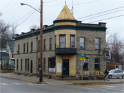 1522-1524 WILLIAMSON ST, a Queen Anne tavern/bar, built in Madison, Wisconsin in 1902.