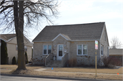 700 E. Madison St. 700 E. Madison St., a Minimal Traditional house, built in Waterloo, Wisconsin in 1943.