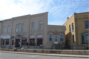 117 W FOND DU LAC ST 117 W FOND DU LAC ST, a Italianate small retail building, built in Ripon, Wisconsin in 1885.