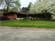 3979 PLYMOUTH CIR 3979 PLYMOUTH CIR, a Ranch house, built in Madison, Wisconsin in 1958.