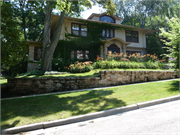 205 PRINCETON AVE 205 PRINCETON AVE, a Craftsman house, built in Madison, Wisconsin in 1925.