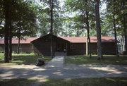8500 RAVEN RD, a Contemporary dormitory, built in Lake Tomahawk, Wisconsin in 1969.