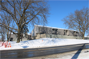 443 E Bluff, a Late-Modern apartment/condominium, built in Madison, Wisconsin in 1968.