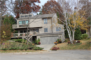 1611 Blackwood Ct 1611 Blackwood Ct, a Late-Modern house, built in Middleton, Wisconsin in 1980.