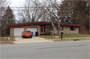 2385 Branch St 2385 Branch St, a Contemporary house, built in Middleton, Wisconsin in 1960.