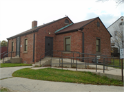 2821 S KINNICKINNIC AVE, a Side Gabled park shelter/building, built in Milwaukee, Wisconsin in 1883.