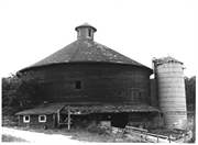 Gempeler Round Barn, a Building.