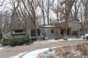 2503 Santa Maria Ct, a Contemporary house, built in Middleton, Wisconsin in 1965.