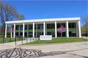 6120 University Ave 6120 University Ave, a large office building, built in Middleton, Wisconsin in 1968.