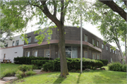 3825 W GREEN TREE AVE, a Contemporary industrial bldg/manufacturing facility, built in Milwaukee, Wisconsin in 1950.